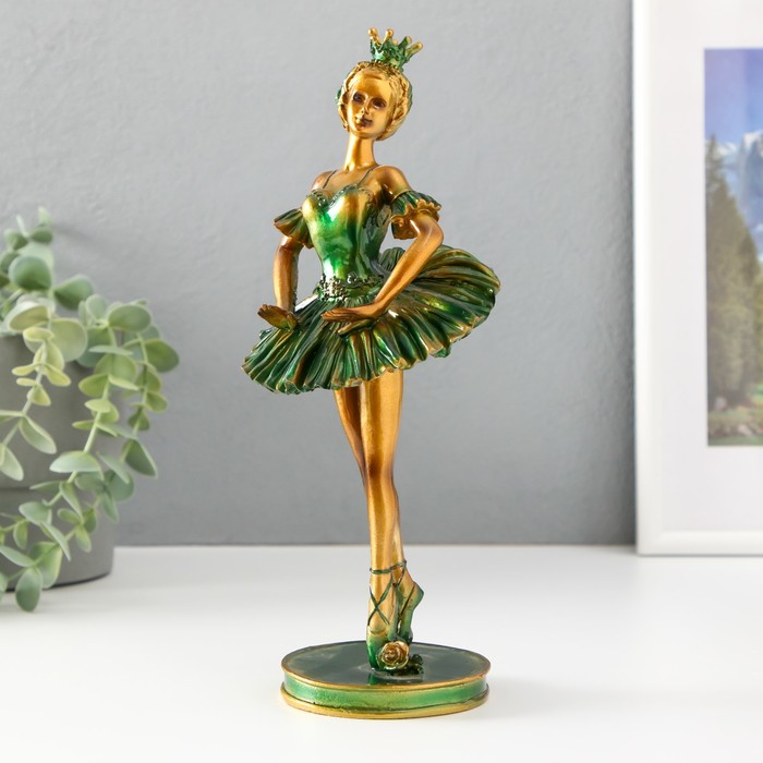 Сувенир полистоун "Балерина в короне с цветком. Выход на поклон" 25,4 см