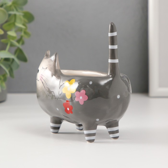 Сувенир керамика подставка "Серый упитанный котик с цветами" 11,2х7,6х11,8 см