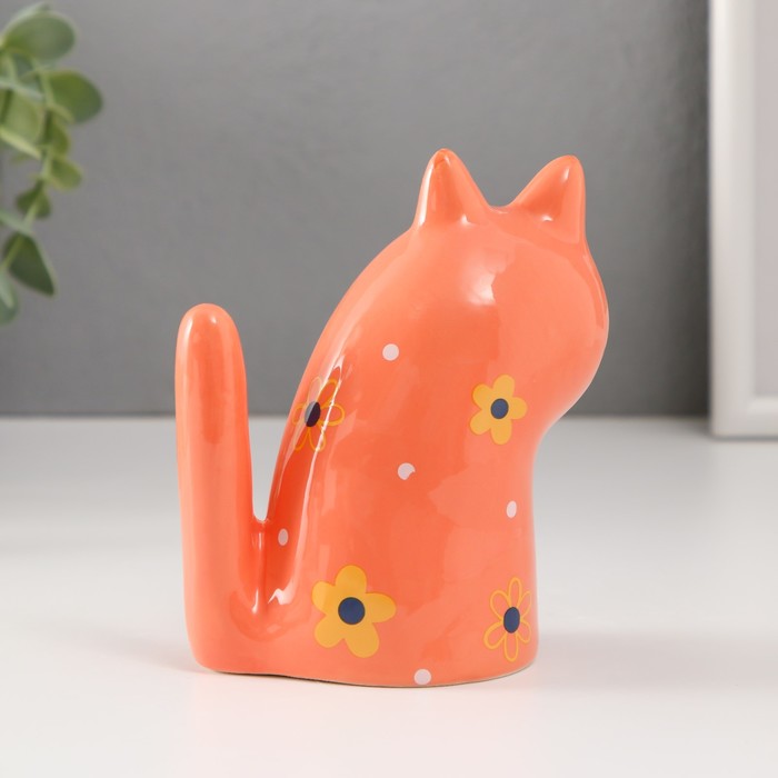 Сувенир керамика "Котик рыжий, с цветами, хвост трубой" 10,2х6,3х12,3 см