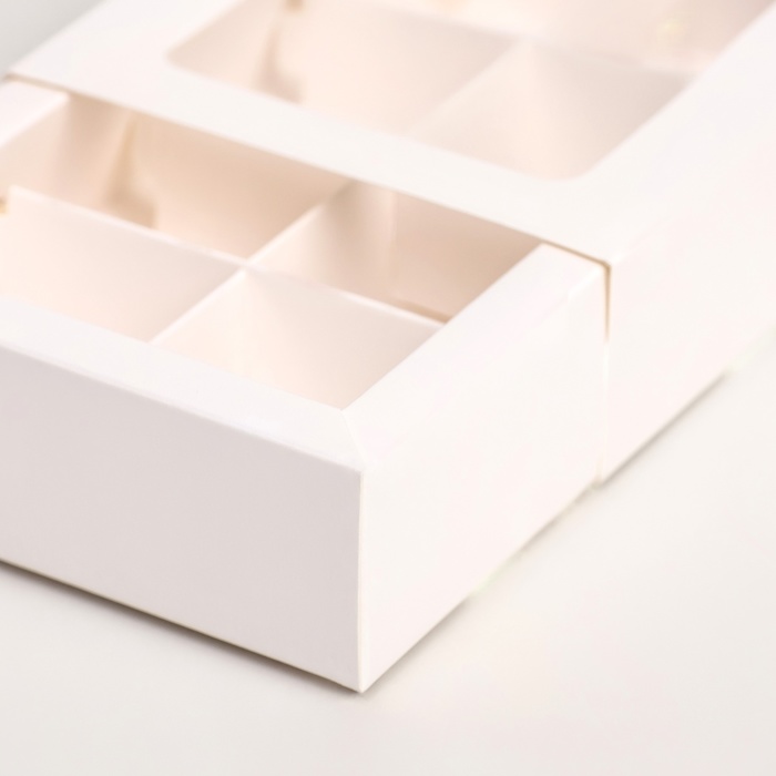 Коробка складная под 8 конфет, 18 х 10 х 3,5 см, белая