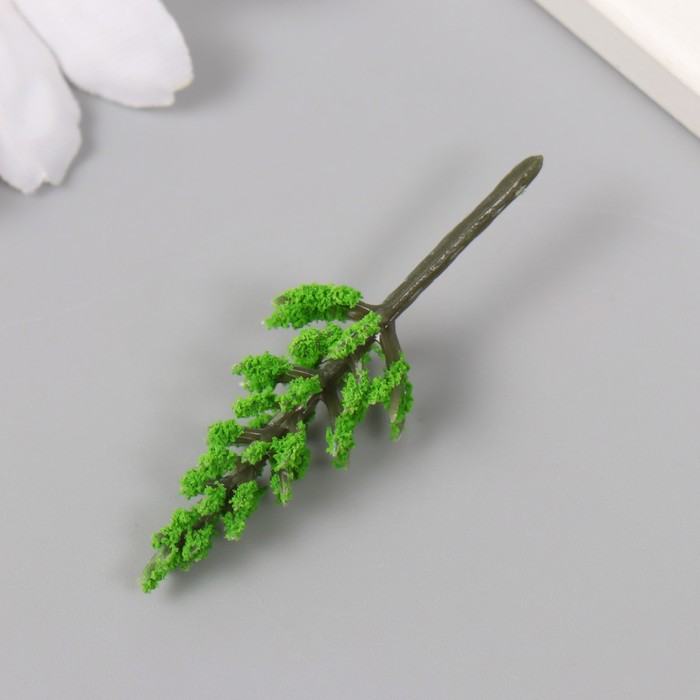 Декор для создания миниатюр (деревья) "Сибирская пихта" 4 см