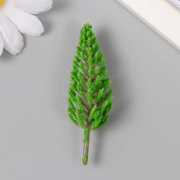 Декор для создания миниатюр (деревья) "Сибирская пихта" 6 см