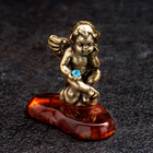 Сувенир "Ангел в позе лотоса", латунь, янтарь, 2х3х2,5 см - фото 321429366