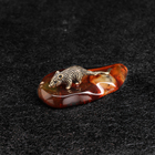 Сувенир "Мышка кошельковая", латунь, янтарь, 1,5х3 см - фото 12281068