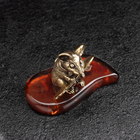 Сувенир "Мышка с ложкой загребушкой", латунь, янтарь - Фото 4