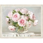 Репродукция картины «Розы в хрустальной вазочке», 50х65 см, рама 55-008W - фото 300301020