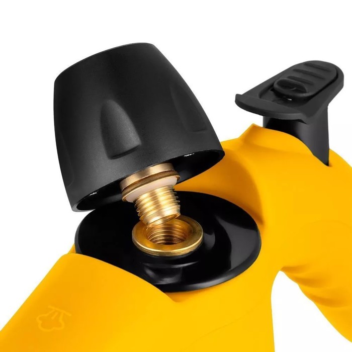 Пароочиститель Kitfort KT-9193-3, 1050 Вт, 0.35 л, 30 г/мин, нагрев 3 мин, чёрно-жёлтый