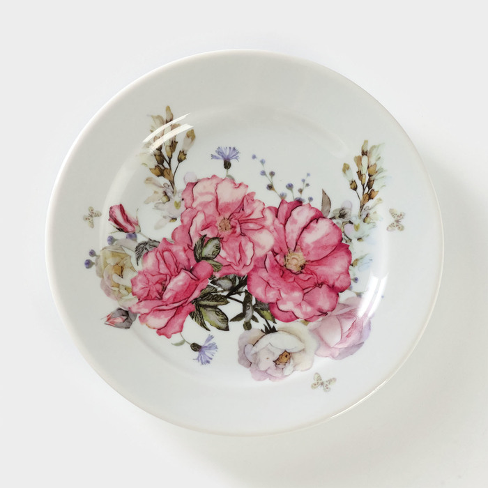 Тарелка фарфоровая «Розовый цветок», d=17,5 см