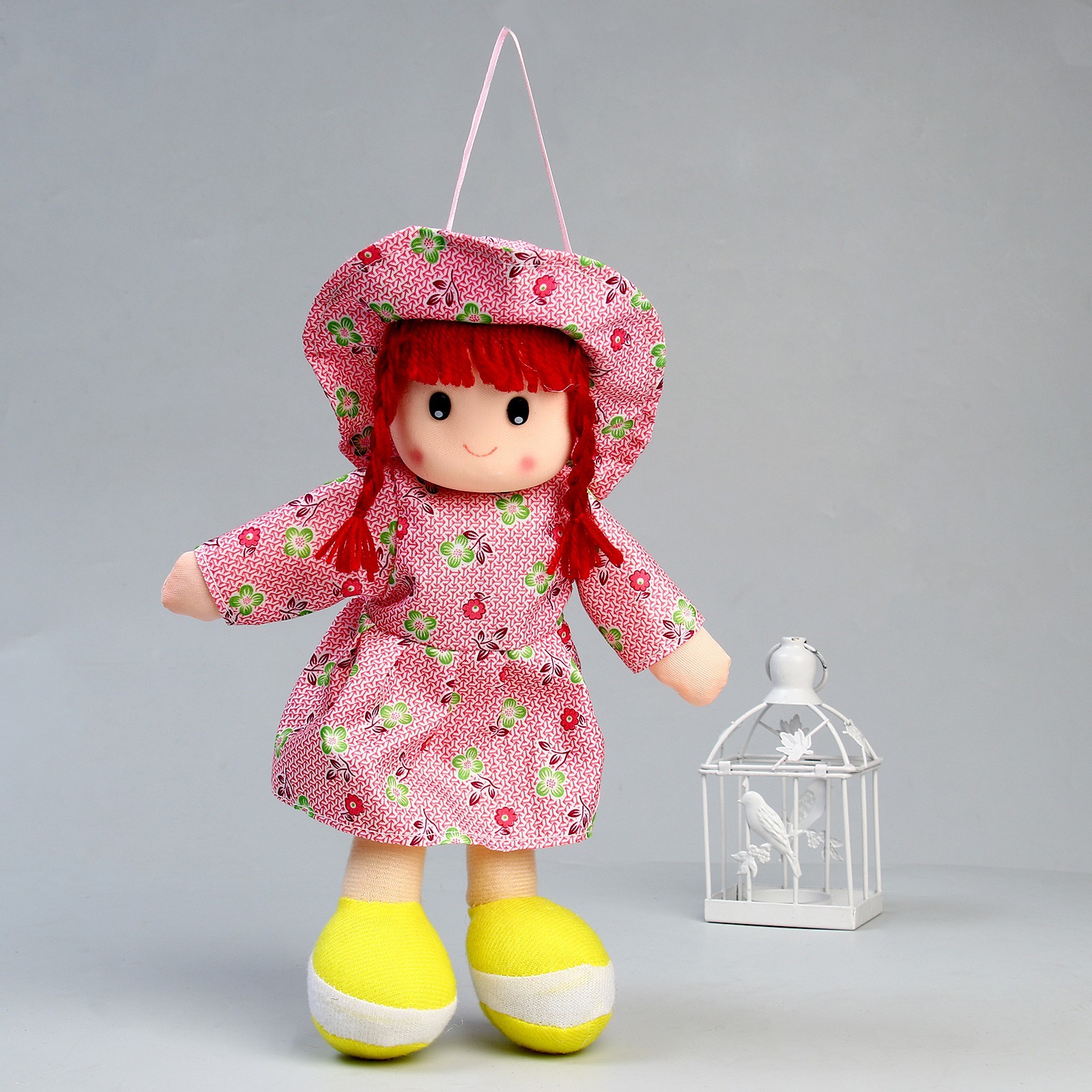 Мягкая игрушка «Кукла с кудрявыми волосами», в платьишке и шляпке, цвета МИКС