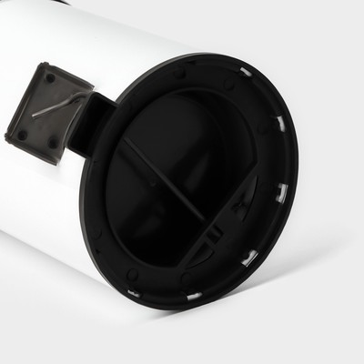 Ведро мусорное с педалью Stölz, 3 л, нержавеющая сталь, белое