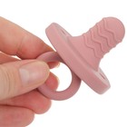 Прорезыватель - пустышка силиконовый M&B, вишня/розовый - Фото 7