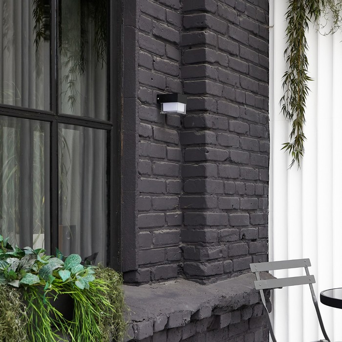 Светильник светодиодный уличный Uniel, 5 Вт, IP65, LED, 4000К, 90х120х95 мм, цвет чёрный - фото 1928600074