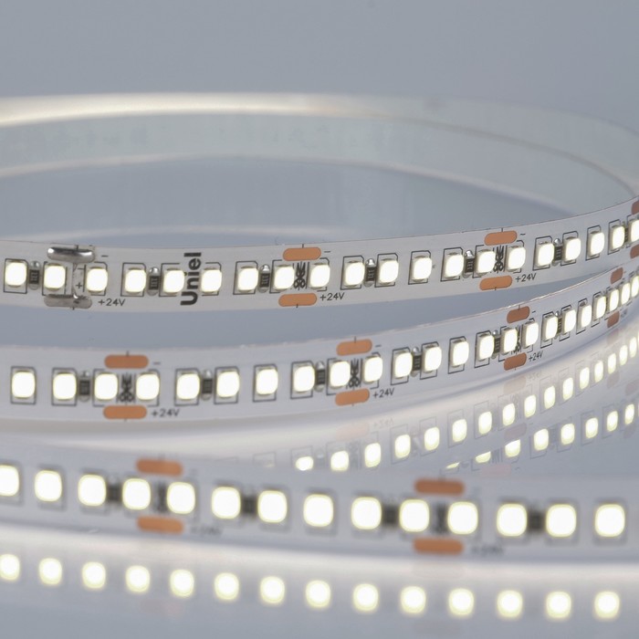 Светодиодная лента на самоклеящейся основе Uniel, IP20, 5 м, 180 LED/м, 17 Вт/м, 24 В, 4000К, свечение белое