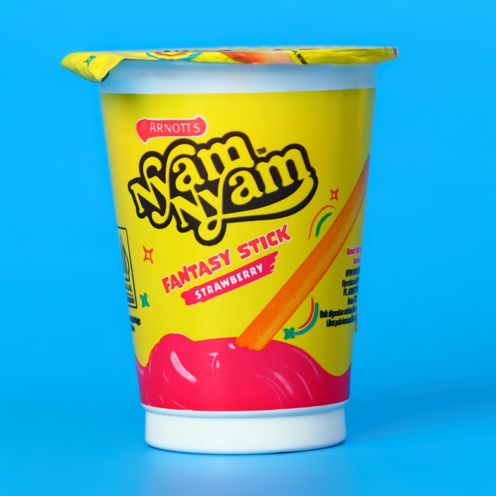 Бисквитные палочки Nyam Nyam Fantasy Stik со вкусом клубника, 25 г