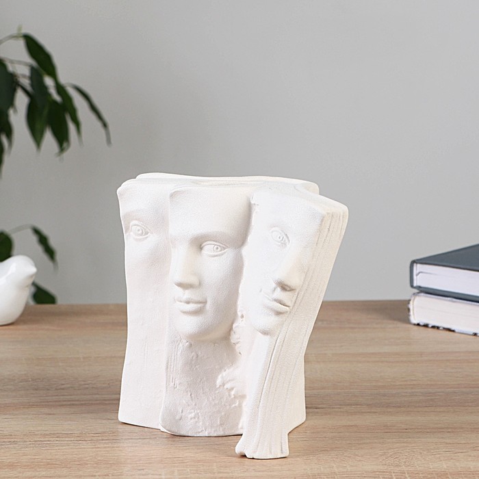 Ваза керамика настольная "Валентайн" притяжение, 16 см, белый