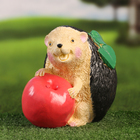 Садовая фигура "Ежик с яблоком" 20х20х14см - Фото 2