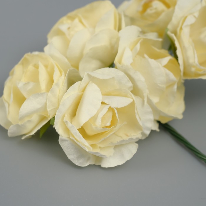 Декоративный цветок для творчества "Роза"  бледно-желтый