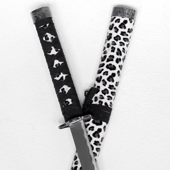 Сувенирное оружие «Катана на подставке»  ножны под леопарда, светлый  89см