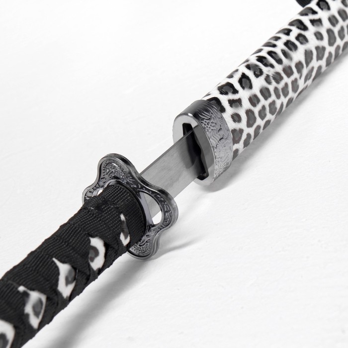 Сувенирное оружие «Катана на подставке»  ножны под леопарда, светлый  89см