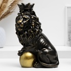 Копилка "Лев с короной и шаром сидит" черный с позолотой, 23см - Фото 1