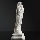 Фигура "Дева Мария с младенцем" белая 24см - фото 9745797