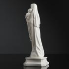 Фигура "Дева Мария с младенцем" белая 24см - фото 9745798