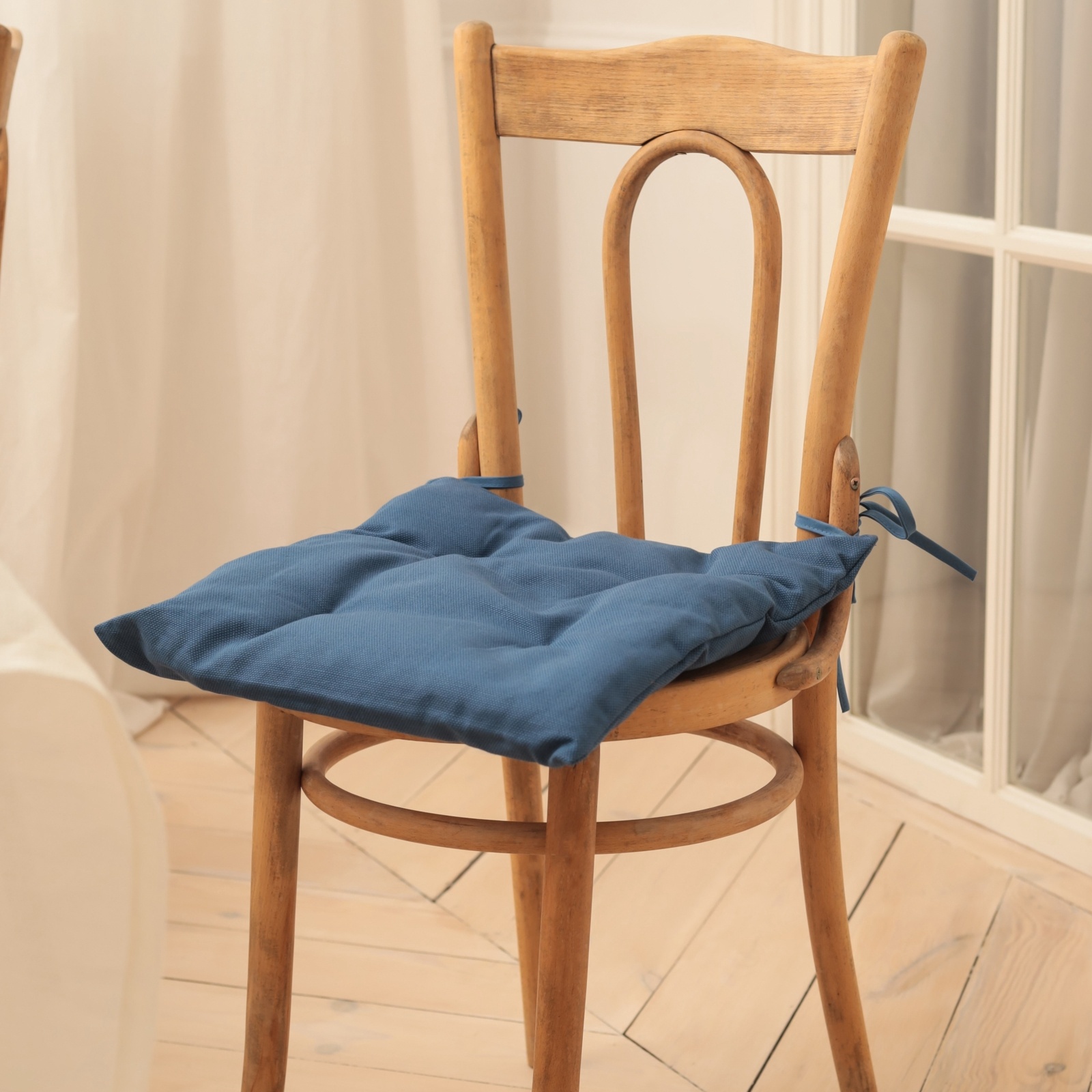 Подушка на стул Этель Freedom 42х42 см, цвет синий, лён 56%, хлопок 44% 405 г/м2 Подушка на стул Этель Freedom 42х42 см, цвет синий, лён 56%, хлопок 44% 405 г/м2