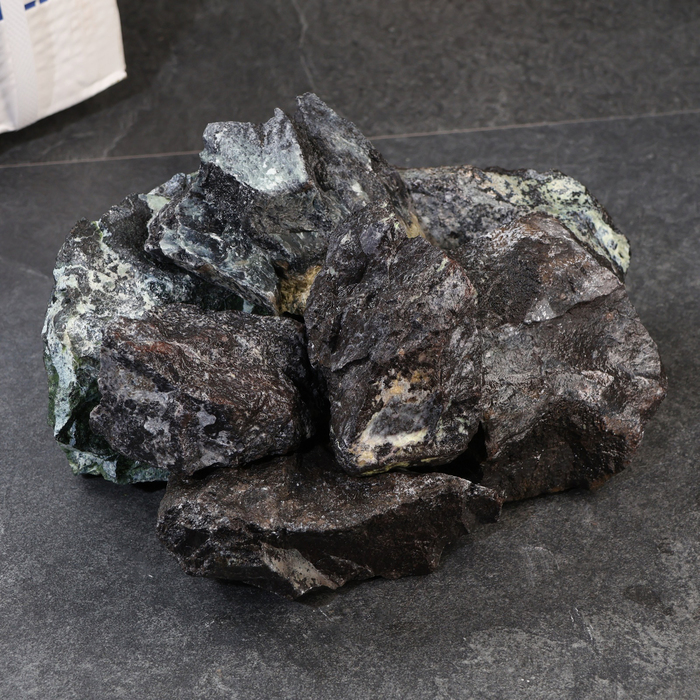 Камень для бани "Хромит" колотый 20 кг - Фото 1