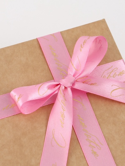 Лента атласная с тиснением «С любовью», розовая, 2 см × 22.5 (± 1) м