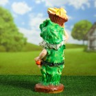 Садовая фигура "Гном с корзиной фруктами наверху справа" 21х18х49см - Фото 6