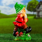 Садовая фигура "Гном с лопатой" 16х14х31 см - Фото 2