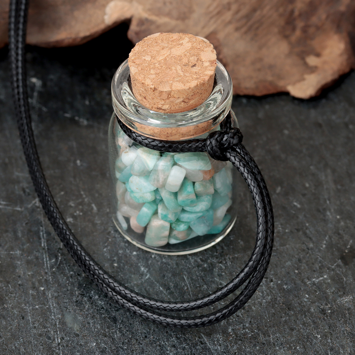 Сувенир-бутылка с натуральными камнями "Амазонит", 3х2см - фото 1906723959