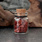 Сувенир-бутылка с натуральными камнями "Красный Нефрит", 3х2см - фото 300917461