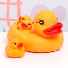 Набор игрушек для купания в ванне "Мама утка и три уточки" 4 шт, резиновые, 18 х 10 см - фото 9783466