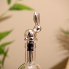 Пробка для бутылки "Кролик" алюминий 6х3,5х15 см - фото 11300359