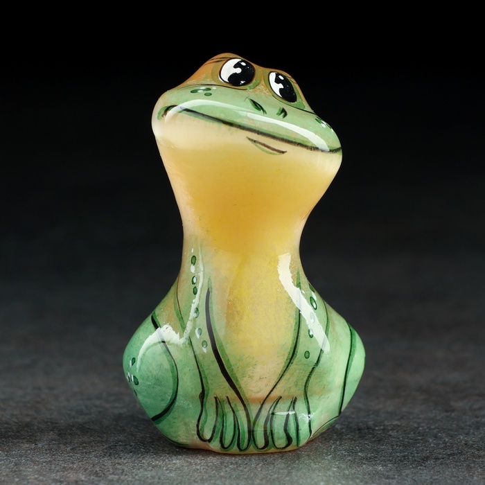 Сувенир "Лягушка любопытная", 6 х 4,5 см, селенит - Фото 1