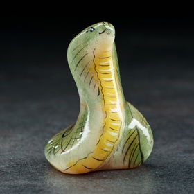 Сувенир "Змея Кобра", малая, 5,5 х 4 см, селенит