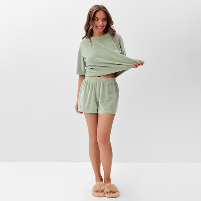 Пижама женская (футболка, шорты) KAFTAN Plushy, размер 52-54, зелёная
