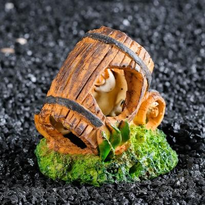 Грот «Дырявые бочонки», 9×8×8 см