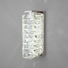 Светильник настенный Eurosvet Blitz 40259 LED, 6 Вт, 6000К, 311Лм, 130х110х270 мм, цвет хром