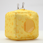 Подвесной домик-кубик "Сыр", 17 х 17 х17 см - фото 3455360