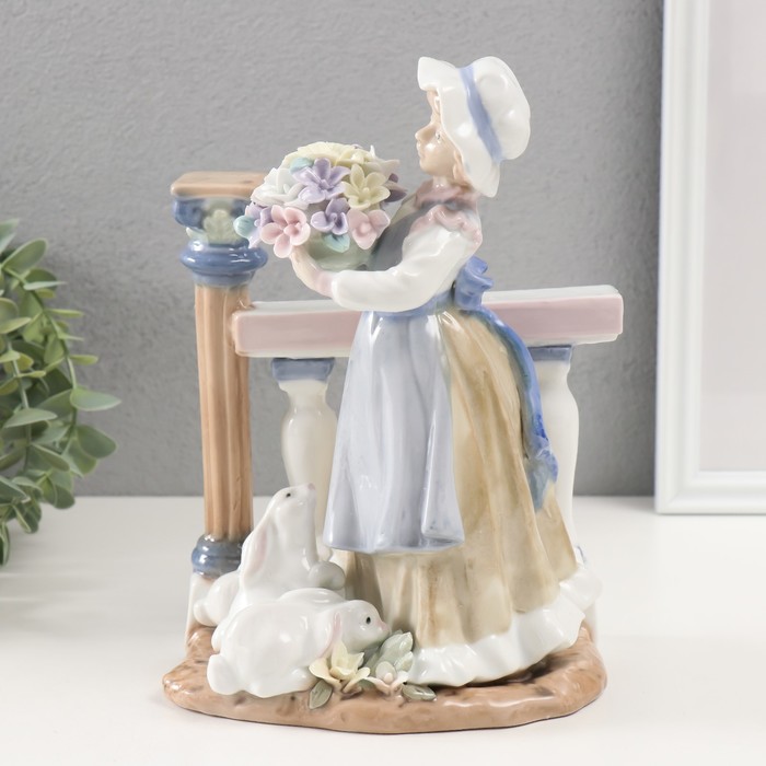 Сувенир керамика "Девушка с цветами в окружении кроликов" 11,5х16х23 см