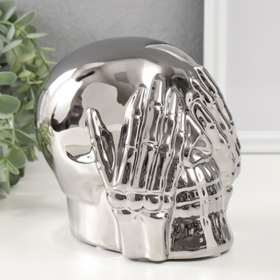 Фигурка керамика «Череп с кистями на глазах», серебро, 13.5×14×15 см