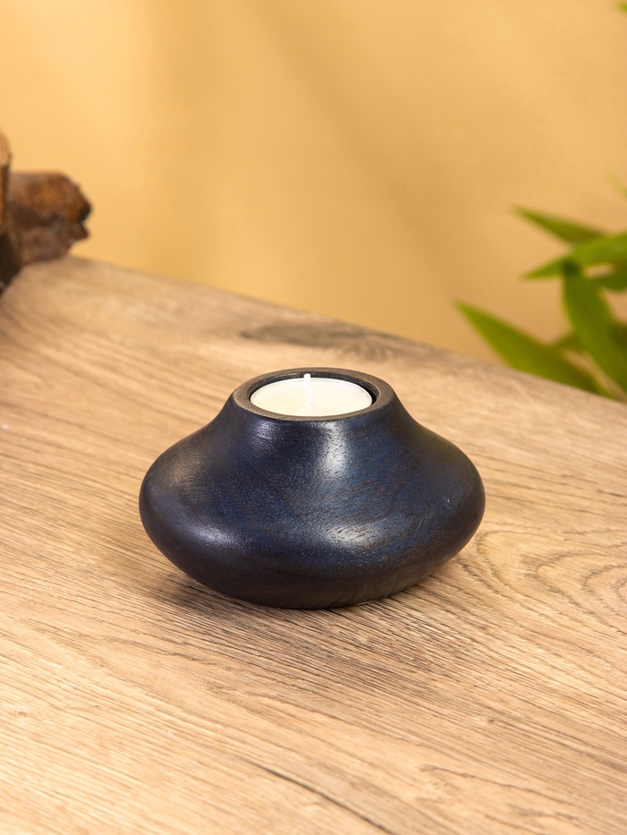 Подсвечник деревянный 11х11х5 см