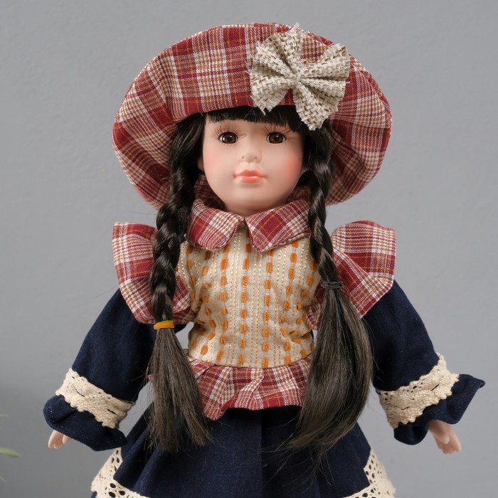 Кукла коллекционная керамика "Есения в бежевой жилетке и синей юбке" 39 см - фото 1911137341
