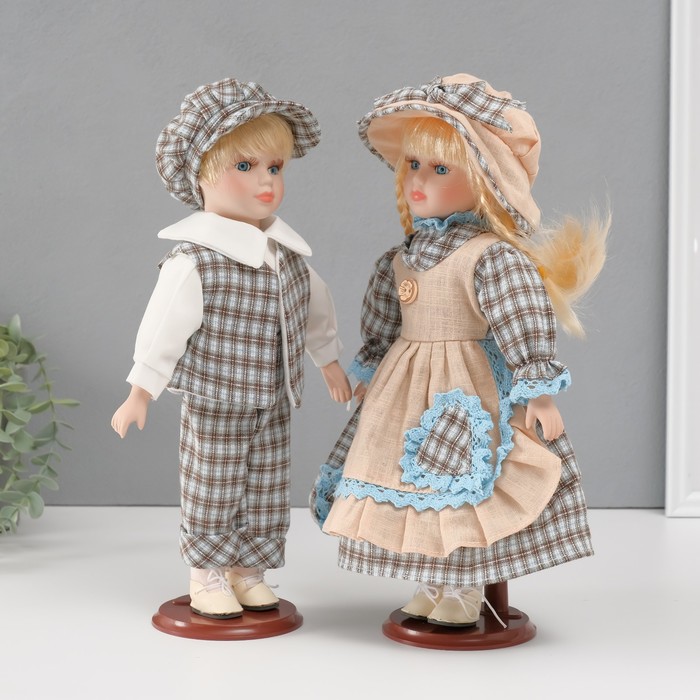 Кукла коллекционная парочка "Алёна и Антон, наряд в клеточку" набор 2 шт 30 см - фото 1911137354