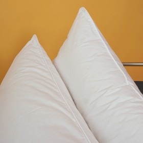 Подушка низкая, размер 50x70 см, цвет МИКС