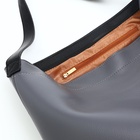 Сумка - мешок женская на молнии, 40×3×36 см, серая/чёрная - Фото 6