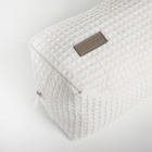 Косметичка женская на молнии TEXTURA, объёмная, большая, мягкая, белая - Фото 4