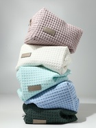 Косметичка женская на молнии TEXTURA, объёмная, средний размер, мягкая, голубая - Фото 7